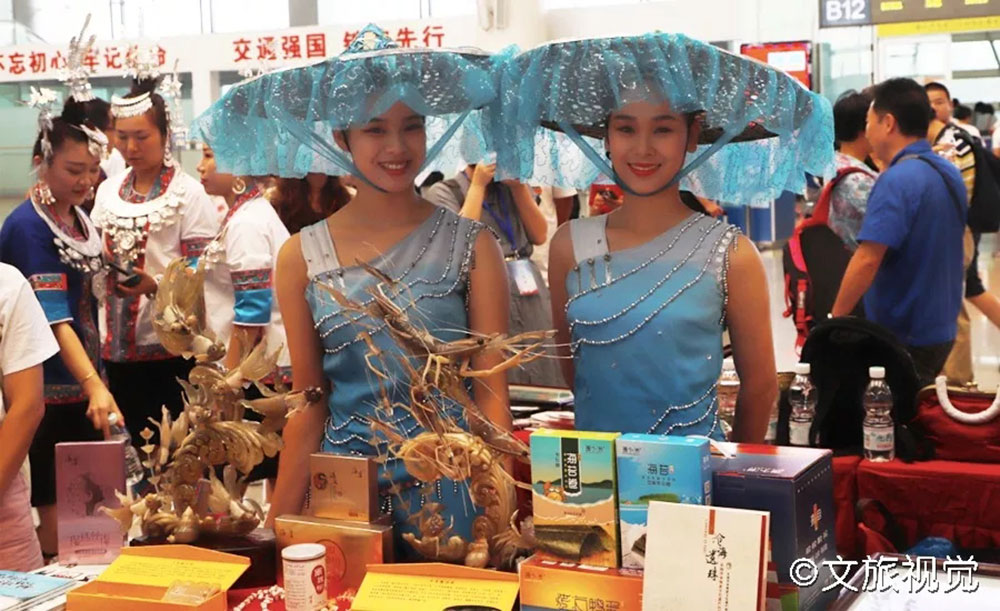搭乘首發(fā)高鐵，海真珠珍珠粉抵達(dá)東方明珠